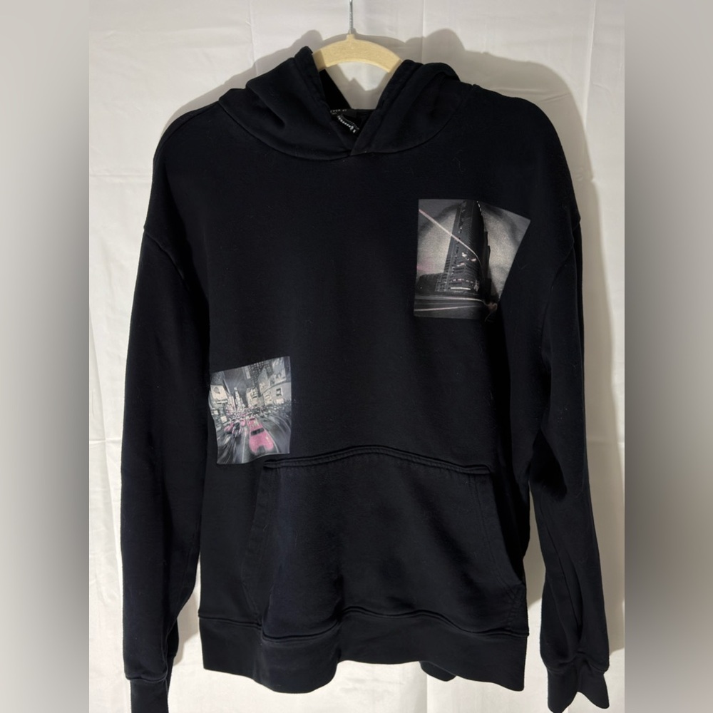 🛍️Men’s Black Graphic Hoodie